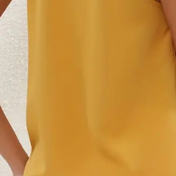 Nwot womens notch neck top - Picture 3 of 6